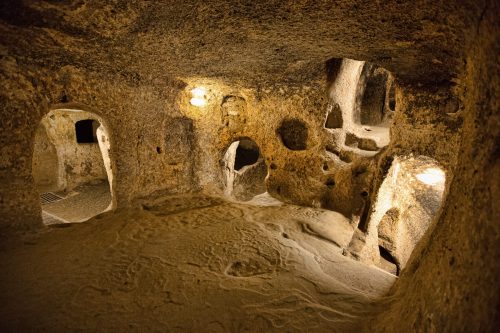 Derinkuyu Höhlenstadt In Kappadokien Shutterstock 296503571